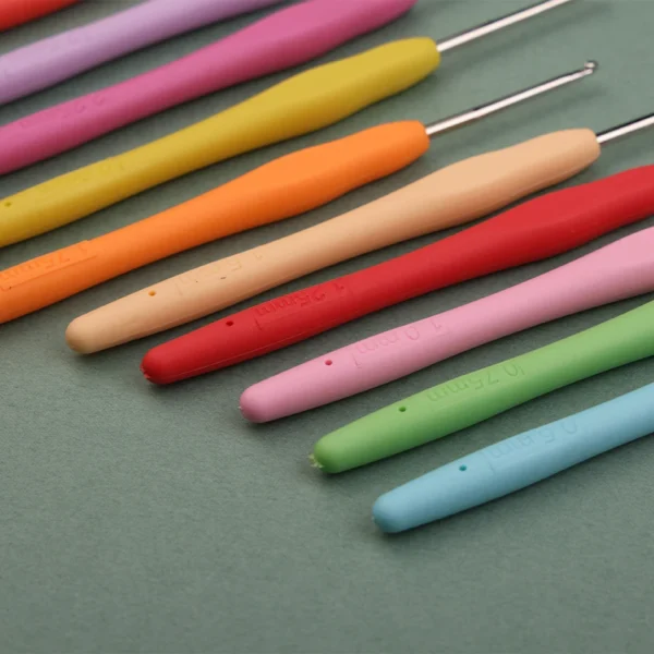 Knitting Kits: Crochet Hooks, Needles, Scissors & Tools - Image 2