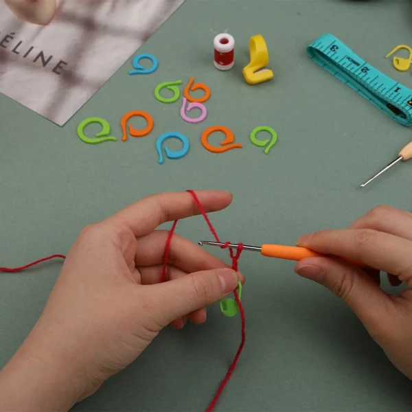 Knitting Kits: Crochet Hooks, Needles, Scissors & Tools - Image 5